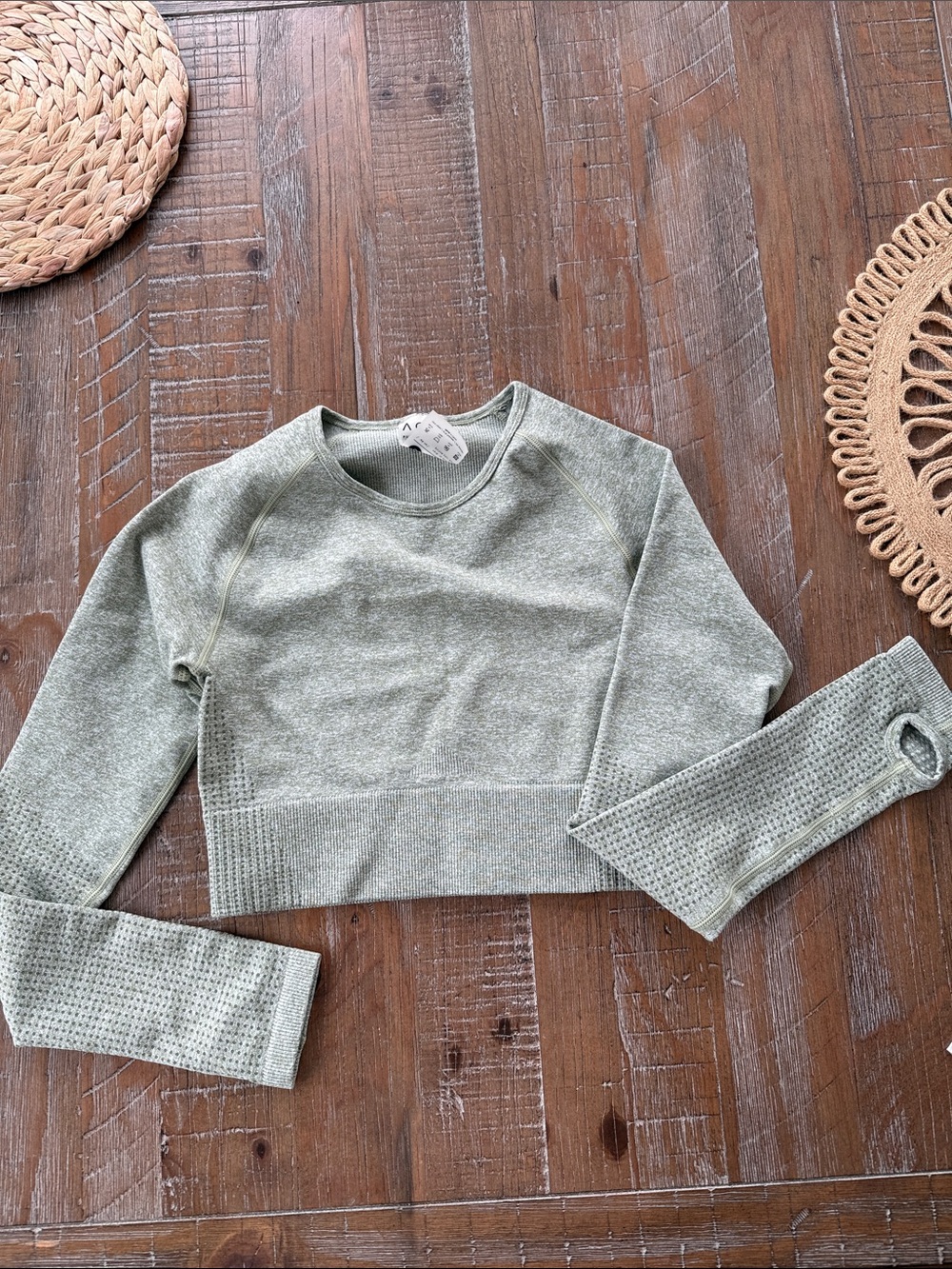 ACTA Wear Olive Green Cropped Long Sleeve